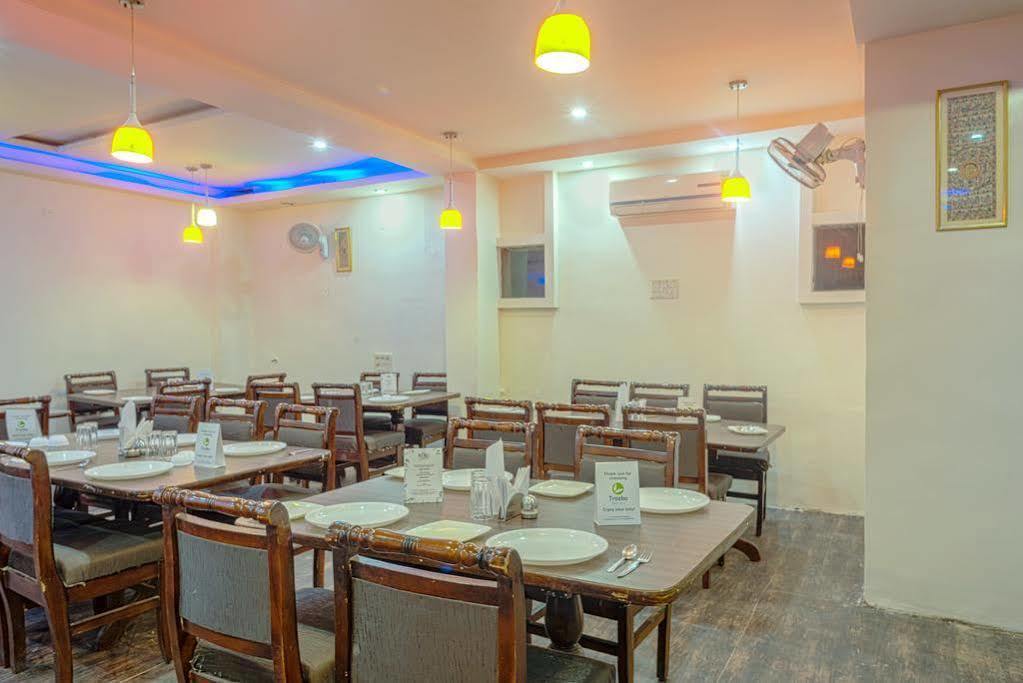 Arihant Hotel Hyderabad Exterior foto